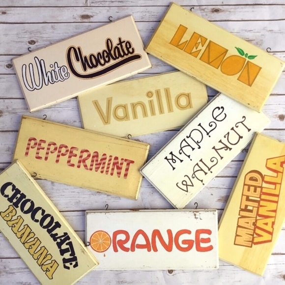 Maple Walnut Vintage Wooden Shabby Ice Cream Sign - Picture 8 of 8